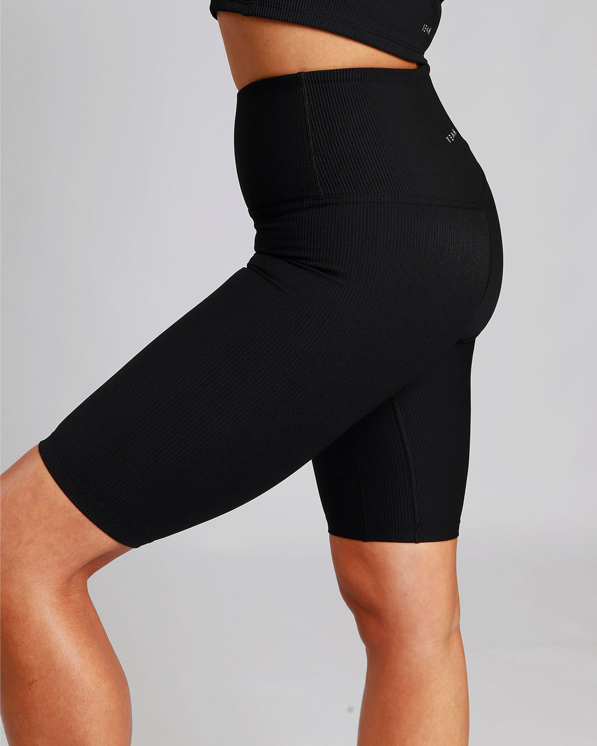 Free Move Bike Shorts - Black
