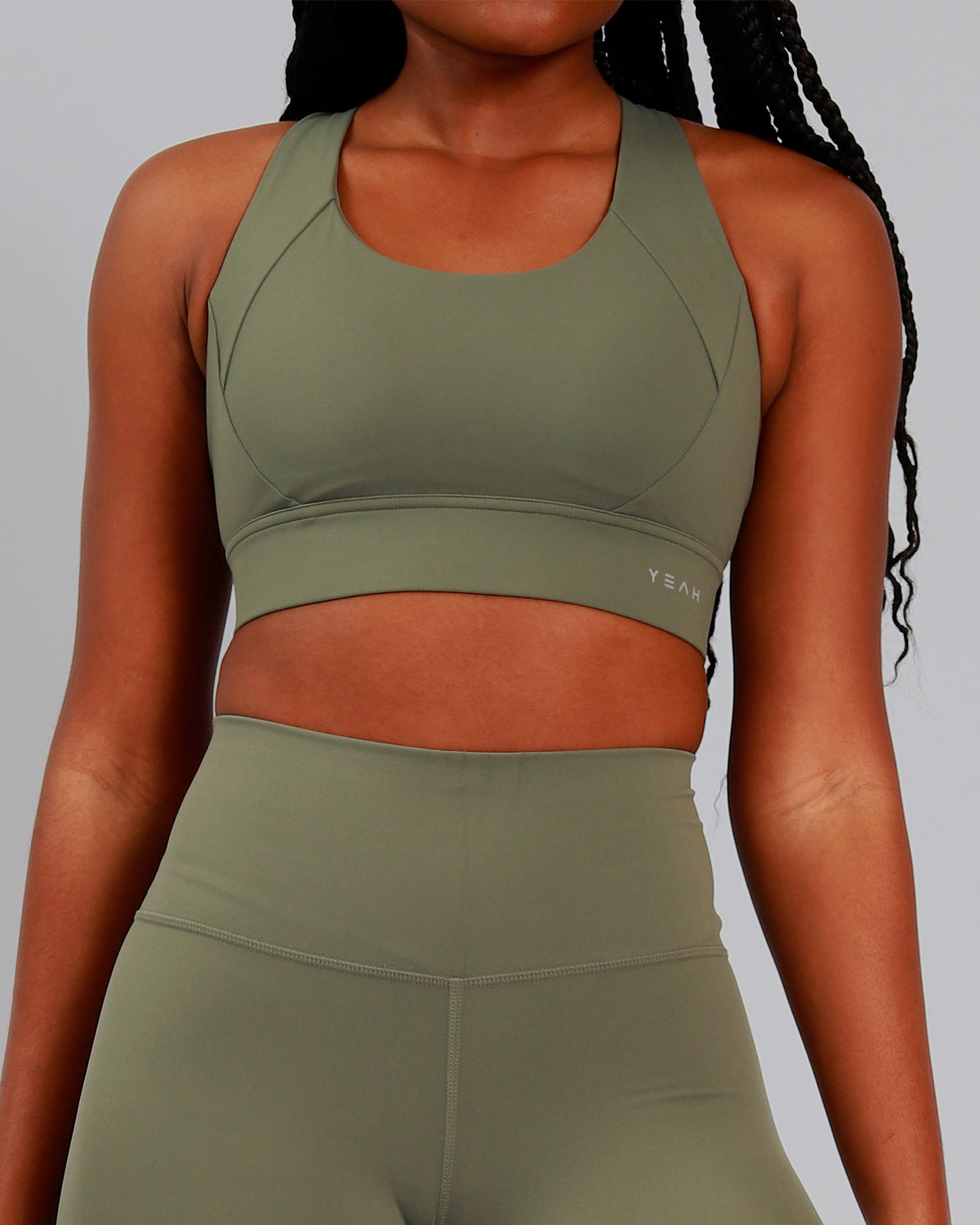 Power Sports Bra - Militar Green